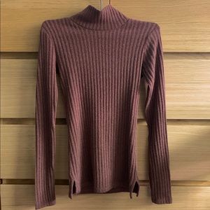 WILFRED FREE Mauve Turtleneck Sweater